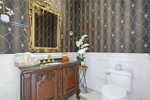 28 Dunlop Rd, Huntington, NY 11743 - Photo 8