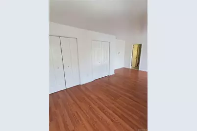 7 White Plains Avenue, Elmsford, NY 10523 - Photo 14