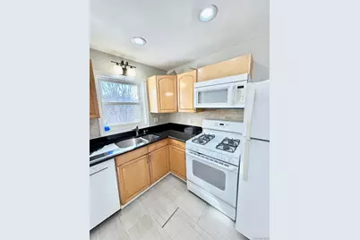 487 5th Avenue, Cedarhurst, NY 11516 - Photo 12