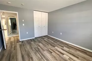 421 Weymouth Ct, Ridge, NY 11961 - Photo 12