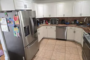 10 Bainbridge Ave, Melville, NY 11747 - Photo 18