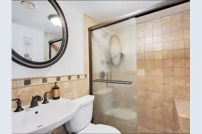 10 Bainbridge Avenue, Melville, NY 11747 - Photo 4