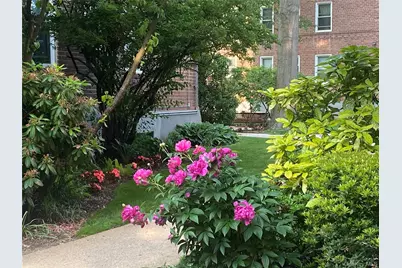 32 Cathedral Avenue #6C, Hempstead, NY 11550 - Photo 8
