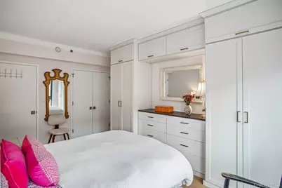 535 W 52nd Street #6E, New York, NY 10019 - Photo 10