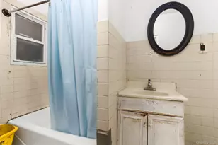 661 Jefferson Pl, Bronx, NY 10456 - Photo 6