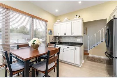 654 Birchwood Park Drive, Middle Island, NY 11953 - Photo 6