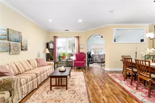 654 Birchwood Park Dr, Middle Island, NY 11953 - Photo 10