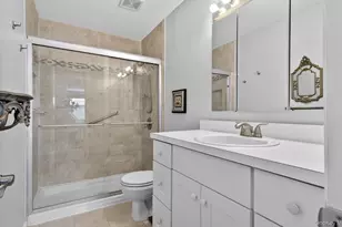 32 Stratford Green, Farmingdale, NY 11735 - Photo 26