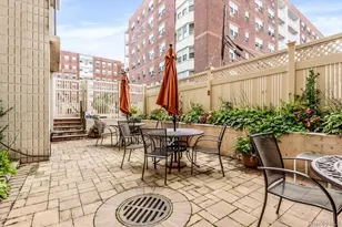 740 E Broadway, Long Beach, NY 11561 - Photo 20