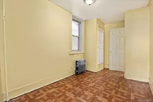 36-22 37th St, Astoria, NY 11101 - Photo 14