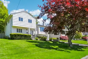 53 Shepherds Dr, Scarsdale, NY 10583 - Photo 2