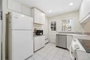 1217 Ellis St, Holbrook, NY 11741 - Photo 8