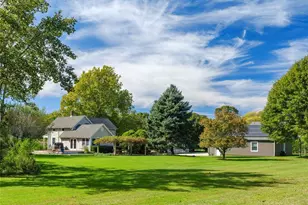 3275 Skunk Ln, Cutchogue, NY 11935 - Photo 12