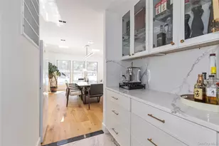 45 Carriage Ct, Muttontown, NY 11791 - Photo 18