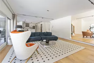 45 Carriage Ct, Muttontown, NY 11791 - Photo 12