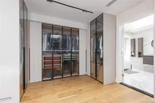 45 Carriage Ct, Muttontown, NY 11791 - Photo 32