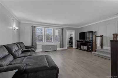 64-72 84th Place, Middle Village, NY 11379 - Photo 4