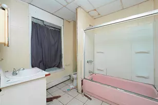 170 Chambers St, Newburgh, NY 12550 - Photo 14