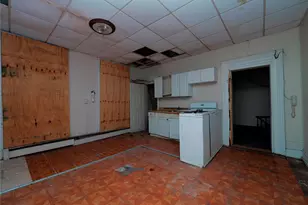 170 Chambers St, Newburgh, NY 12550 - Photo 32