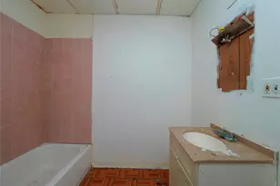 170 Chambers St, Newburgh, NY 12550 - Photo 28