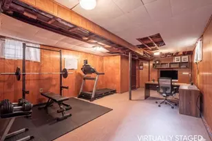 89-10 218th Pl, Queens Village, NY 11427 - Photo 26