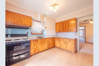 8910 218th Place, Queens Village, NY 11427 - Photo 12