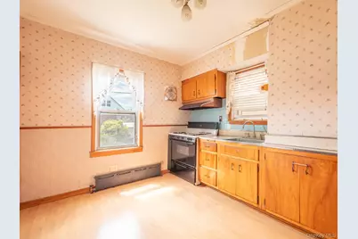8910 218th Place, Queens Village, NY 11427 - Photo 14