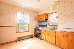 89-10 218th Pl, Queens Village, NY 11427 - Photo 14
