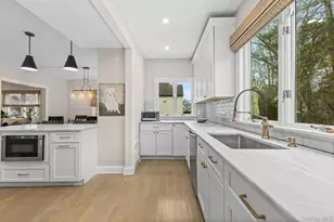 428 Chestnut Ave, Mamaroneck, NY 10543 - Photo 14