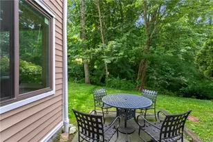 118 Stone Bridge Square, Chappaqua, NY 10514 - Photo 10