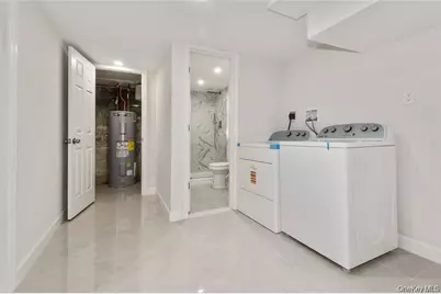 25105 51st Avenue, Little Neck, NY 11362 - Photo 20