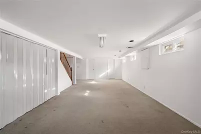 24 Elderberry Road, Syosset, NY 11791 - Photo 30