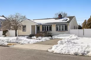 24 Elderberry Rd, Syosset, NY 11791 - Photo 42