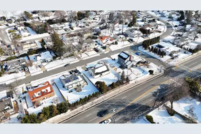 24 Elderberry Road, Syosset, NY 11791 - Photo 46