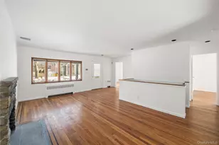 24 Elderberry Rd, Syosset, NY 11791 - Photo 2