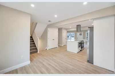 52 Halycon Road, Lindenhurst, NY 11757 - Photo 12