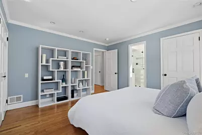 294 Murray Avenue, Larchmont, NY 10538 - Photo 10