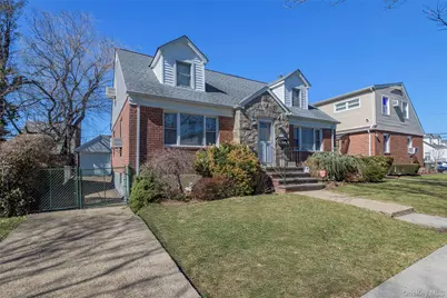 8610 250th Street, Bellerose, NY 11426 - Photo 2