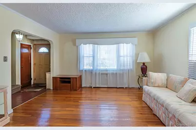 8610 250th Street, Bellerose, NY 11426 - Photo 4