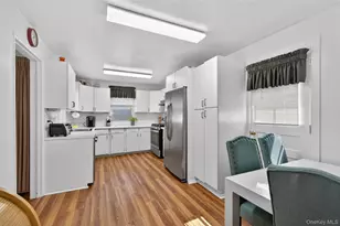 6 Wellington Rd, Greenvale, NY 11548 - Photo 8