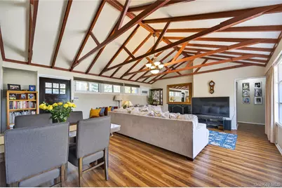 6 Wellington Road, Greenvale, NY 11548 - Photo 4