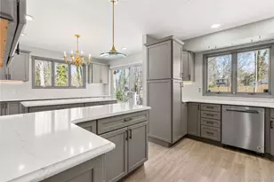 336 Dix Hills Rd, Dix Hills, NY 11747 - Photo 6