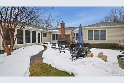 16 Daniel Lane, Dix Hills, NY 11746 - Photo 40