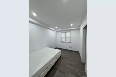 4920 167th Street, Fresh Meadows, NY 11365 - Photo 8