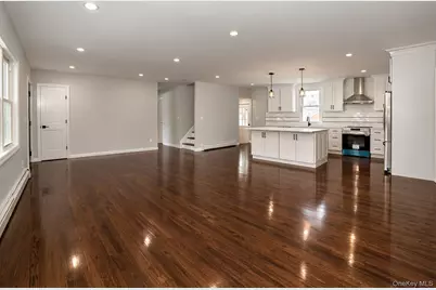 7 Amherst Place, Massapequa, NY 11758 - Photo 2