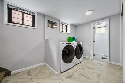 1674 Ryder Street, Brooklyn, NY 11234 - Photo 20