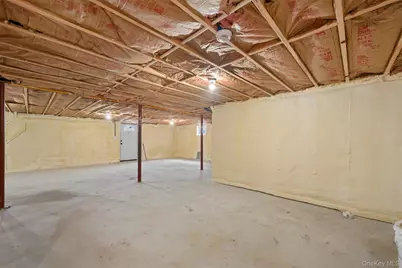 238 North Pine Street, Massapequa, NY 11758 - Photo 46