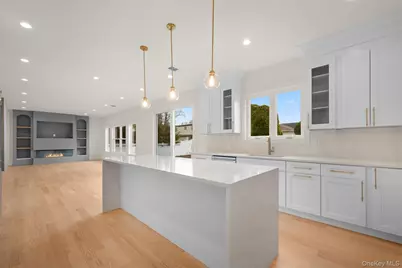 238 North Pine Street, Massapequa, NY 11758 - Photo 18