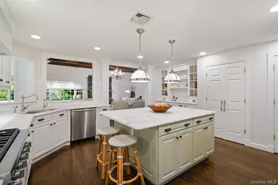 48 Davids Way, Bedford Hills, NY 10507 - Photo 8