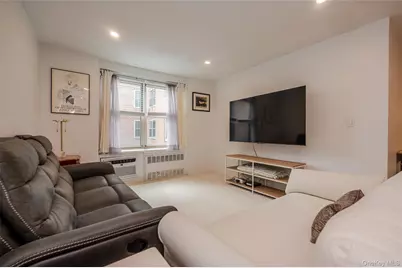 410 E Broadway E #5R, Long Beach, NY 11561 - Photo 8